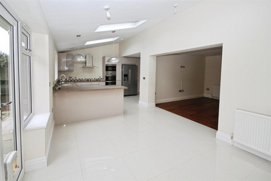 Images for Fidlers Walk, Wargrave, Reading, Berkshire, RG10 EAID:wentworthapi BID:3