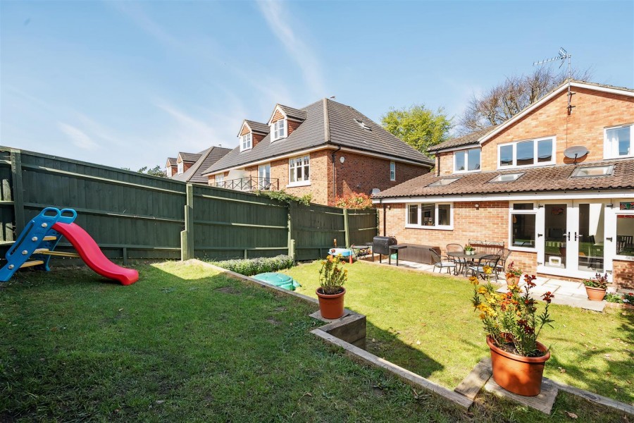 Images for Fidlers Walk, Wargrave, Reading, Berkshire, RG10 EAID:wentworthapi BID:3