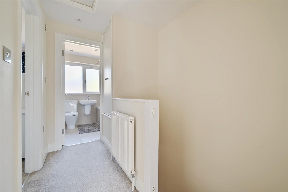 Images for Fidlers Walk, Wargrave, Reading, Berkshire, RG10 EAID:wentworthapi BID:3