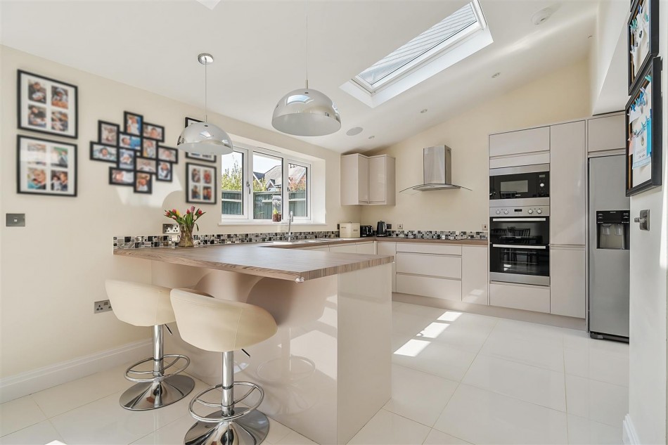 Images for Fidlers Walk, Wargrave, Reading, Berkshire, RG10 EAID:wentworthapi BID:3