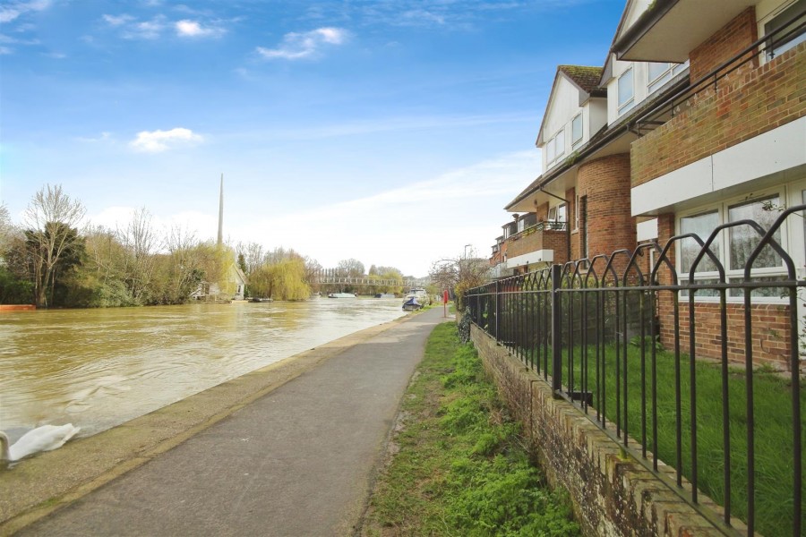 Images for De Montfort Road, Reading EAID:wentworthapi BID:3