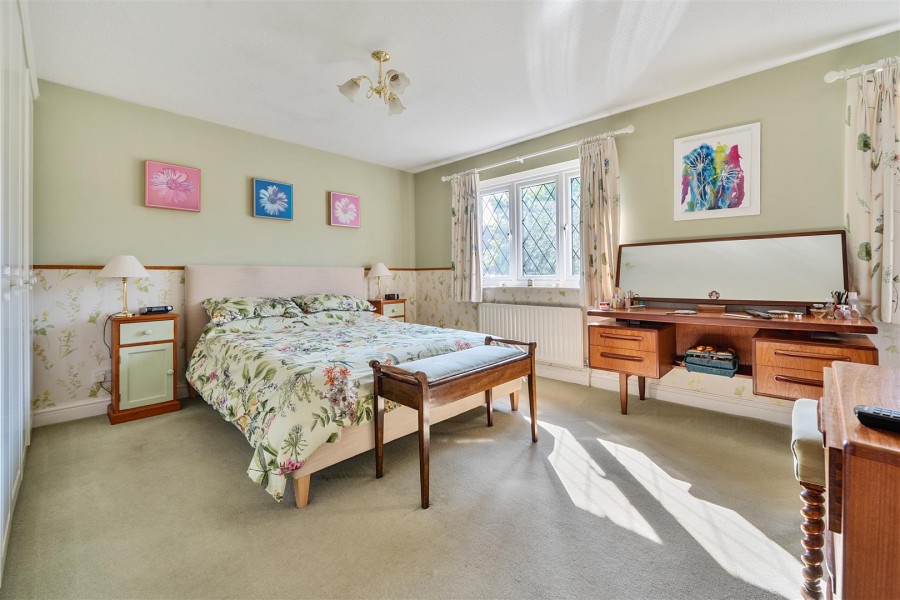 Images for Broad Hinton, Twyford, Reading, Berkshire, RG10 EAID:wentworthapi BID:3