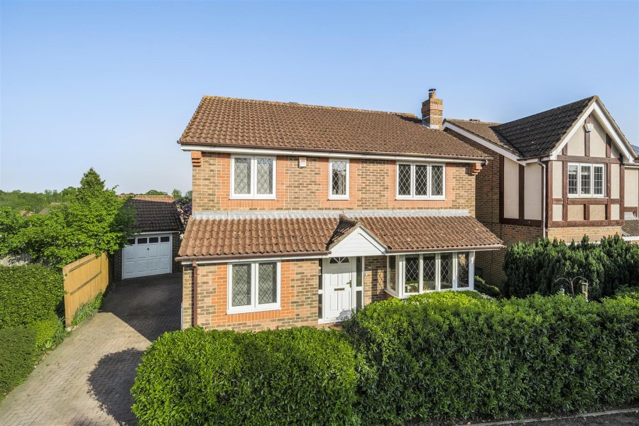 Images for Broad Hinton, Twyford, Reading, Berkshire, RG10 EAID:wentworthapi BID:3