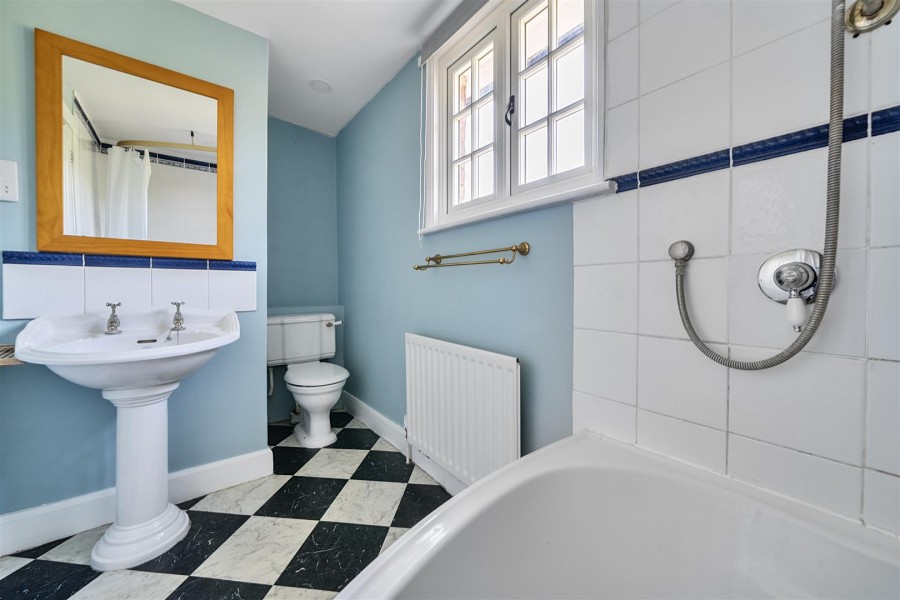 Images for Burchetts Green Road, Burchetts Green, Maidenhead, SL6 EAID:wentworthapi BID:3