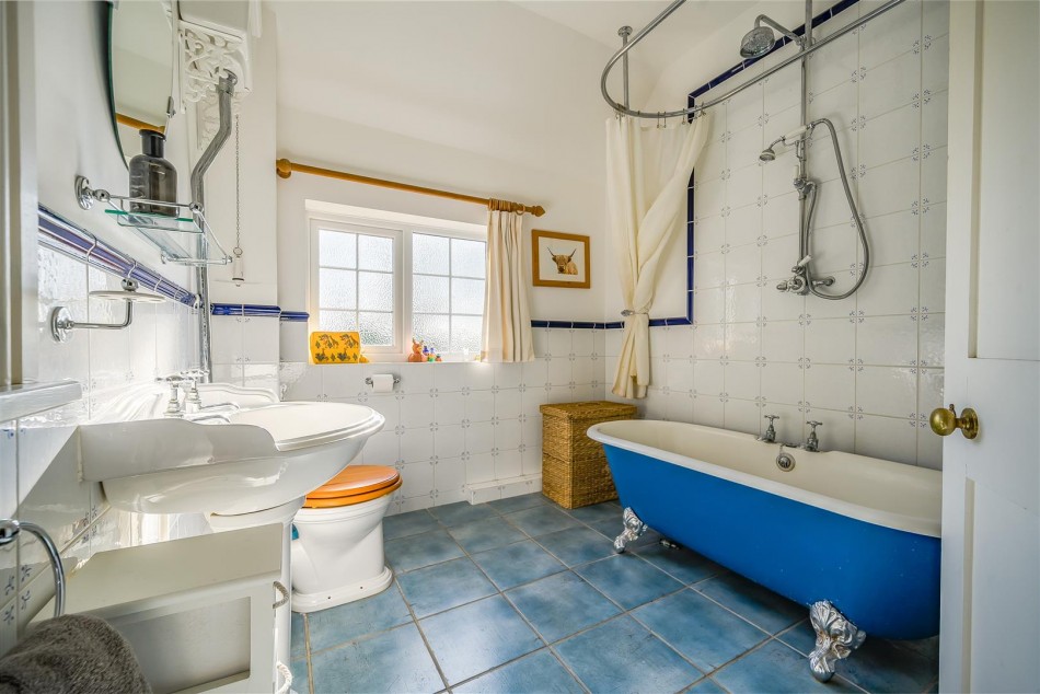 Images for Haines Hill, Twyford, Reading, Berkshire, RG10 EAID:wentworthapi BID:6