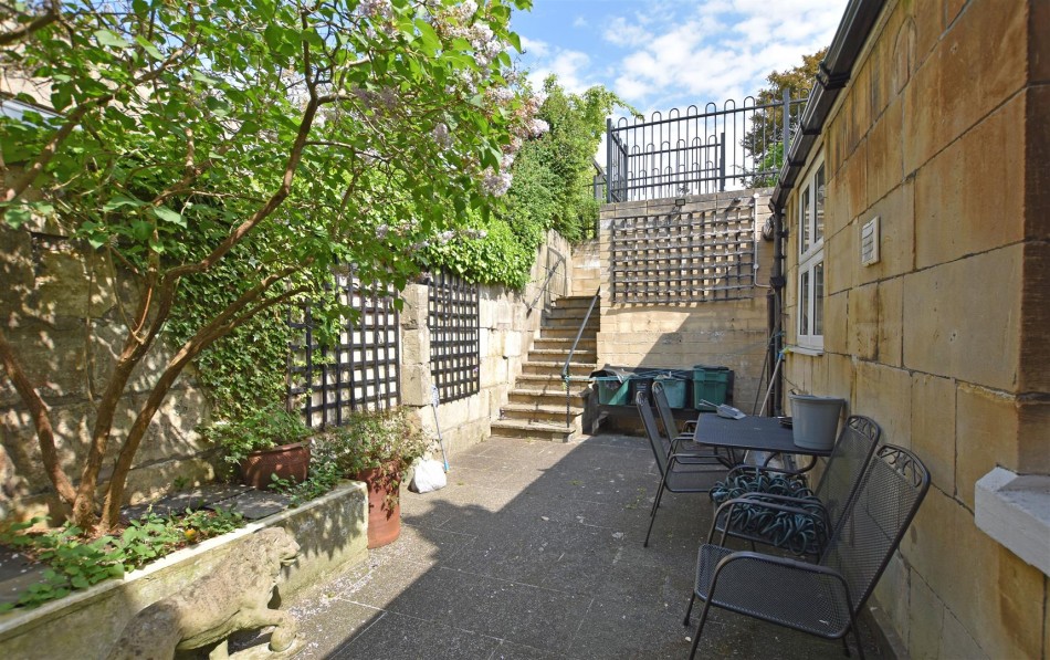 Images for Crescent Gardens, Bath EAID:wentworthapi BID:5