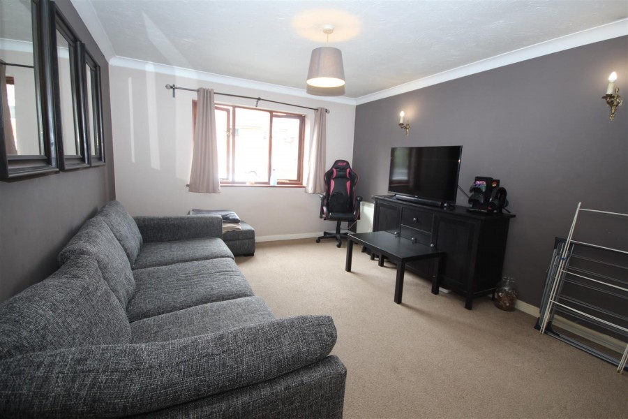 Images for Polehampton Close, Twyford, Reading EAID:wentworthapi BID:3