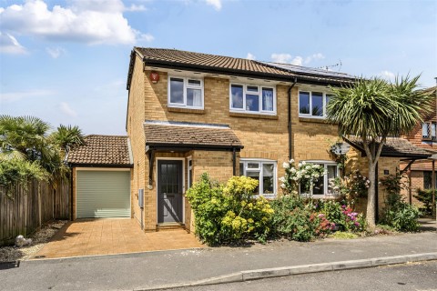 Gooch Close, Twyford, Reading, Berkshire, RG10