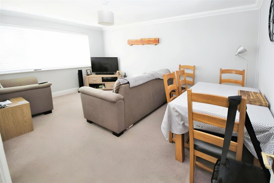 Images for Longfield Road, Twyford, Reading, Berkshire, RG10 EAID:wentworthapi BID:3