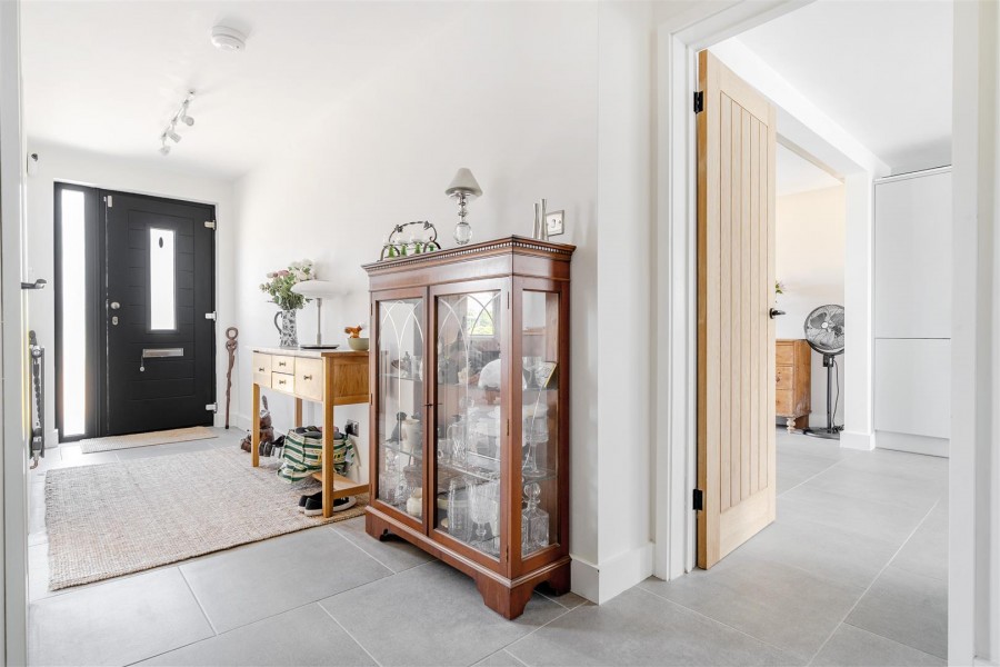 Images for Bath Road, Atworth, Melksham EAID:wentworthapi BID:5