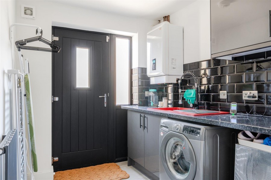 Images for Bath Road, Atworth, Melksham EAID:wentworthapi BID:5