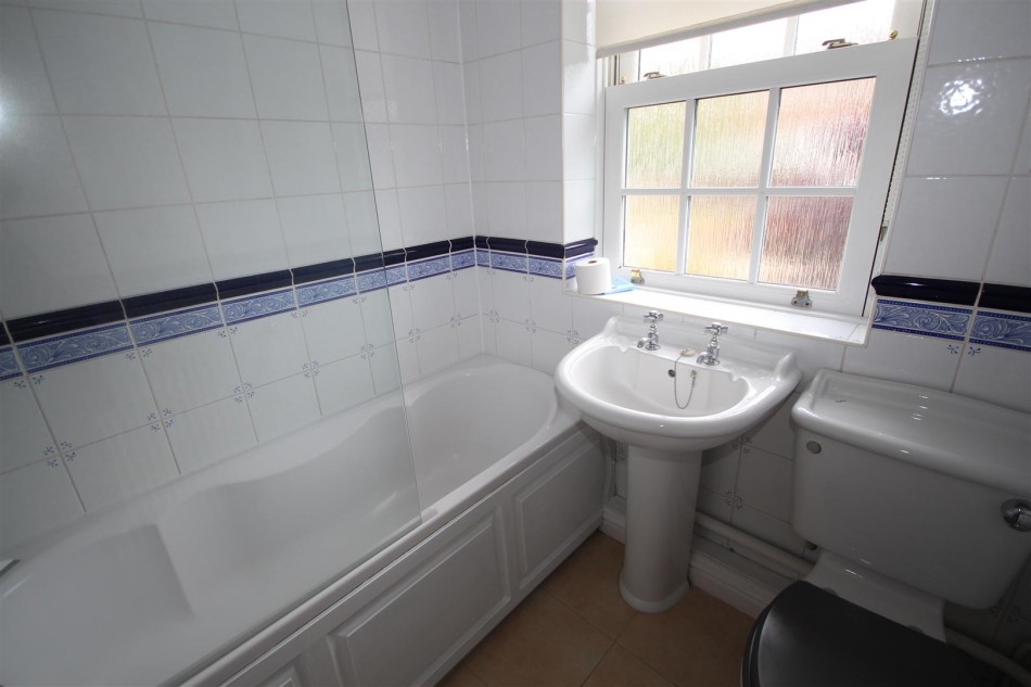 Images for Hill Lands, Wargrave, Reading EAID:wentworthapi BID:3