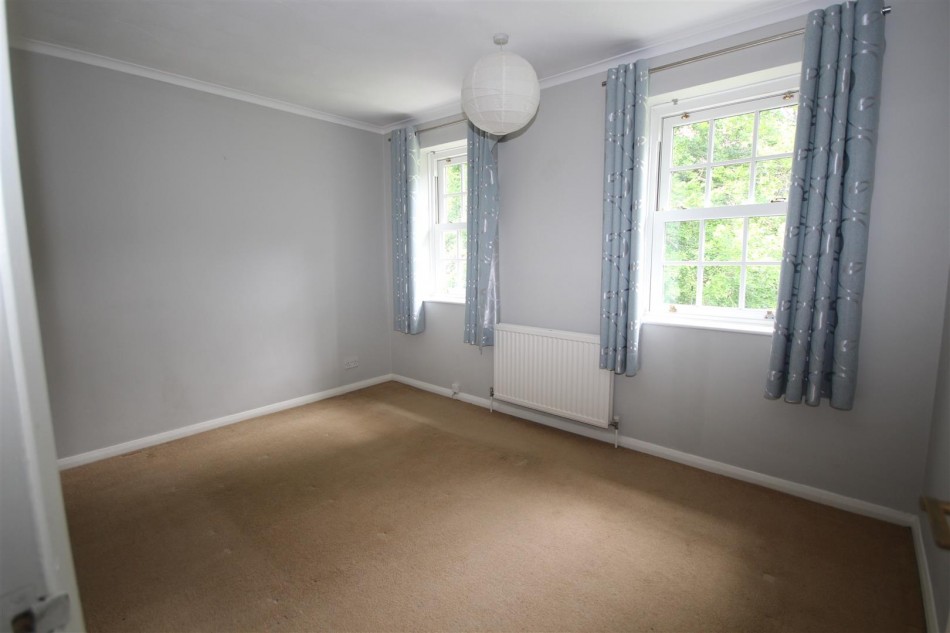 Images for Hill Lands, Wargrave, Reading EAID:wentworthapi BID:3