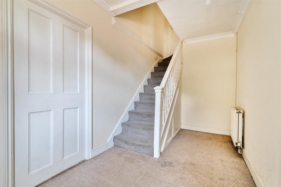 Images for 41 High Street, Twyford, Reading, Berkshire, RG10 EAID:wentworthapi BID:3