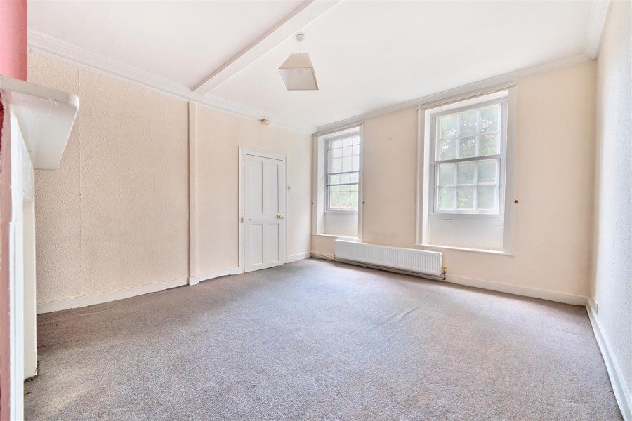 Images for 41 High Street, Twyford, Reading, Berkshire, RG10 EAID:wentworthapi BID:3
