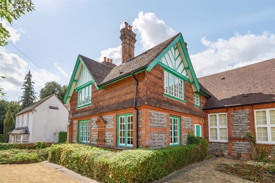 View Full Details for London Road, Twyford, Reading - EAID:wentworthapi, BID:3