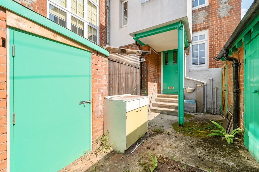 Images for London Road, Twyford, Reading EAID:wentworthapi BID:3