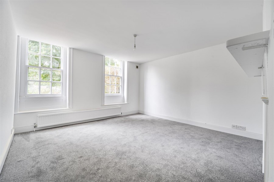 Images for 41 High Street, Twyford, Reading, Berkshire, RG10 EAID:wentworthapi BID:3