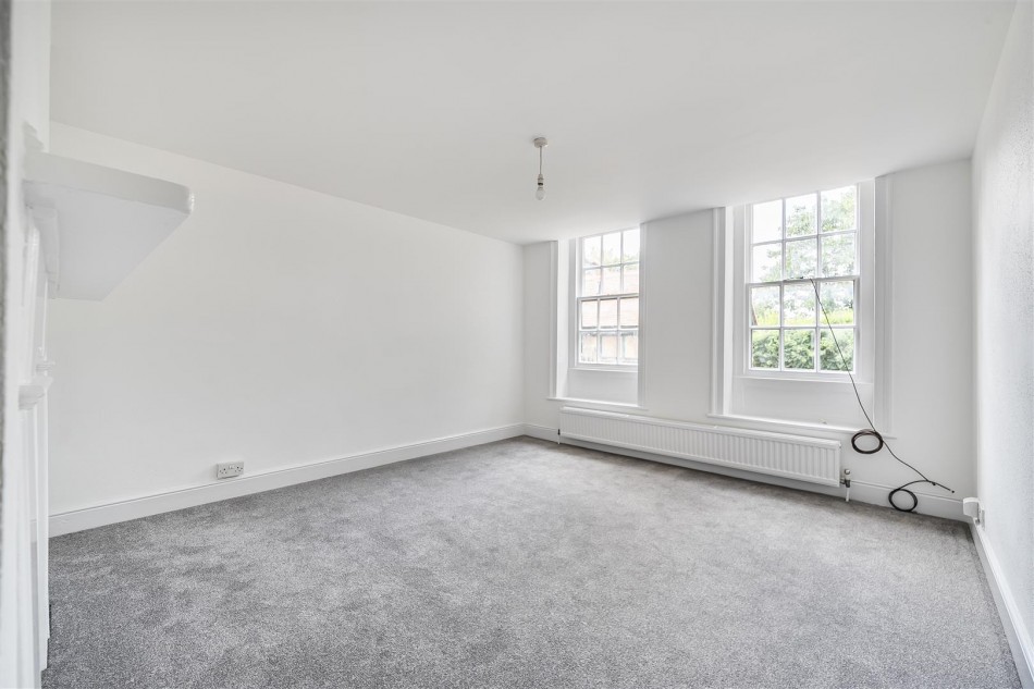 Images for 41 High Street, Twyford, Reading, Berkshire, RG10 EAID:wentworthapi BID:3