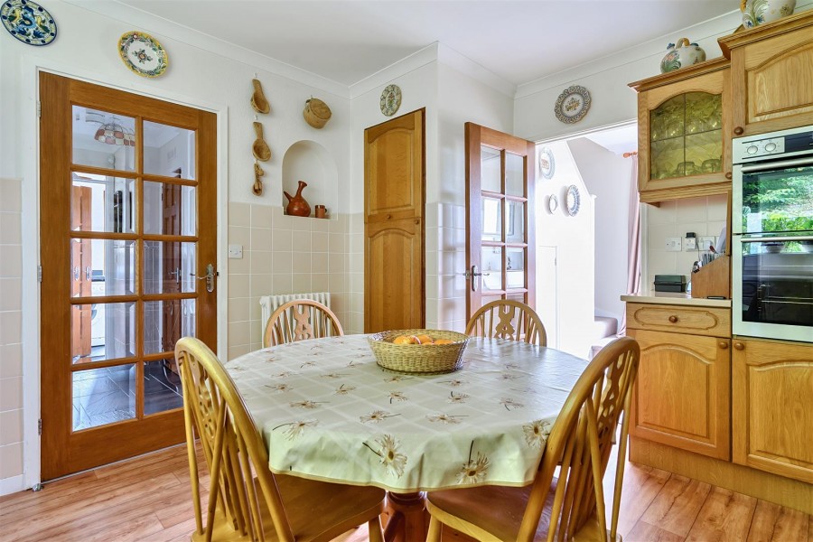 Images for Kingsdown, Corsham EAID:wentworthapi BID:5