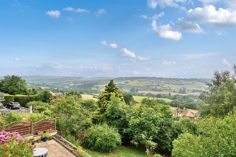 Images for Kingsdown, Corsham EAID:wentworthapi BID:5