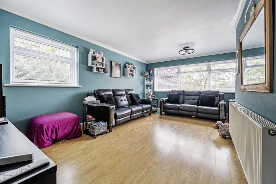 Images for Headley Close, Woodley, Reading EAID:wentworthapi BID:3