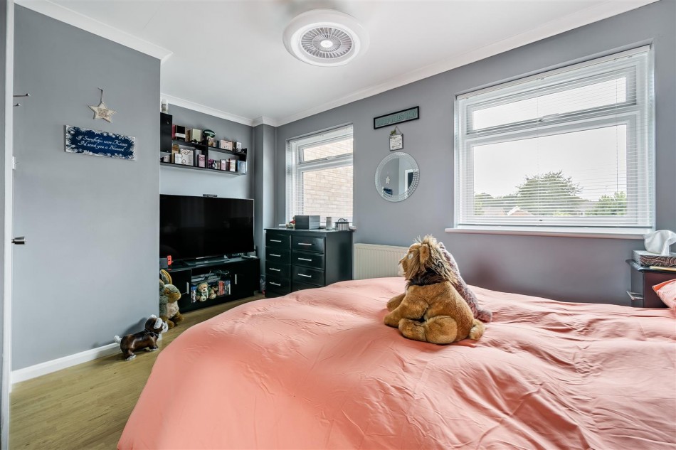 Images for Headley Close, Woodley, Reading EAID:wentworthapi BID:3
