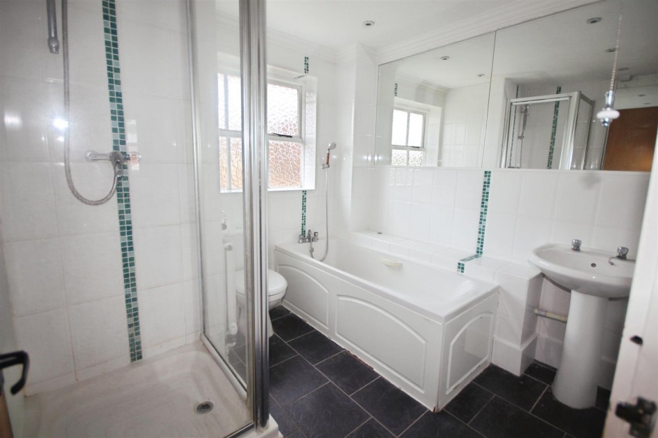 Images for Rose Close, Woodley, Reading EAID:wentworthapi BID:3