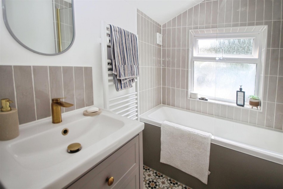 Images for School Lane, Wargrave, Berkshire, RG10 EAID:wentworthapi BID:3