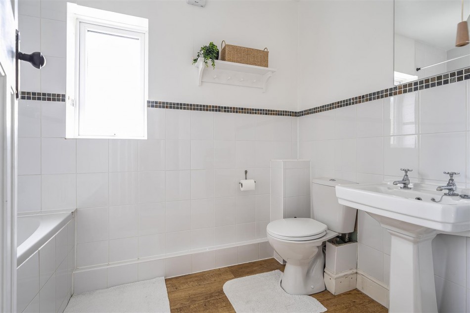 Images for Stirtingale Avenue, Bath EAID:wentworthapi BID:5