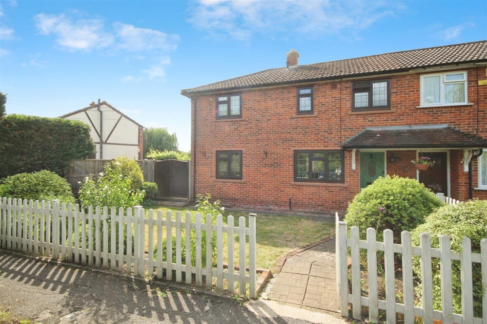 Images for Choseley Road, Knowl Hill, Reading, Berkshire, RG10 EAID:wentworthapi BID:3