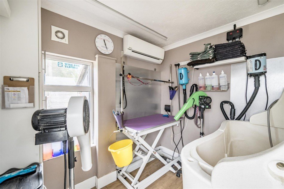 Images for Western Avenue, Woodley, Reading, Berkshire, RG5 EAID:wentworthapi BID:3