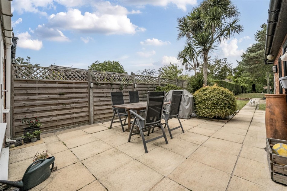 Images for Western Avenue, Woodley, Reading, Berkshire, RG5 EAID:wentworthapi BID:3