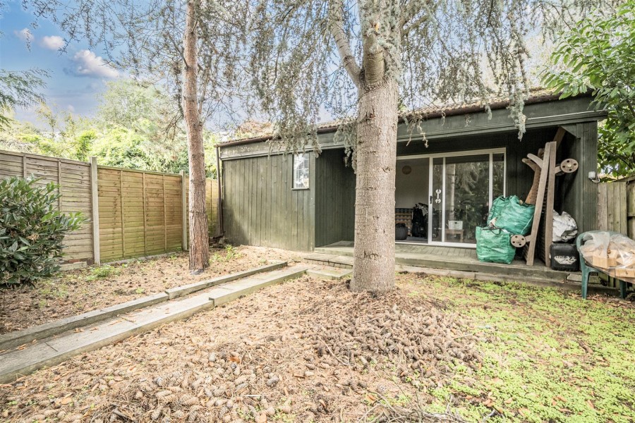 Images for Western Avenue, Woodley, Reading, Berkshire, RG5 EAID:wentworthapi BID:3