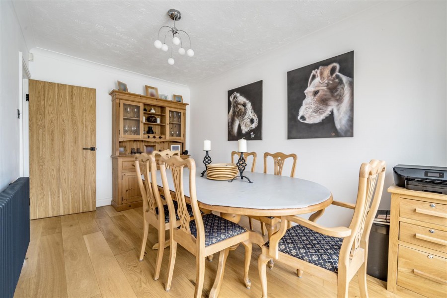 Images for Western Avenue, Woodley, Reading, Berkshire, RG5 EAID:wentworthapi BID:3