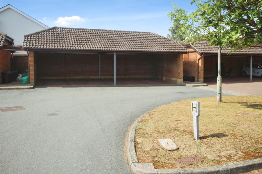 Images for Thornbury Green, Twyford, Reading, Berkshire, RG10 EAID:wentworthapi BID:3