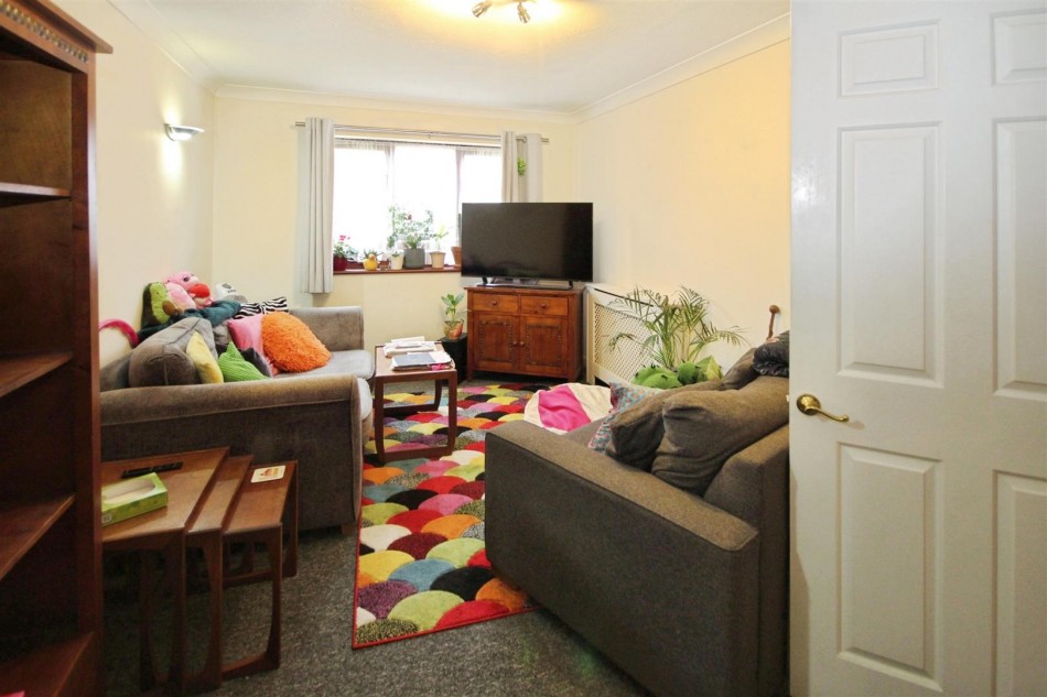 Images for Polehampton Close, Twyford, Reading EAID:wentworthapi BID:3