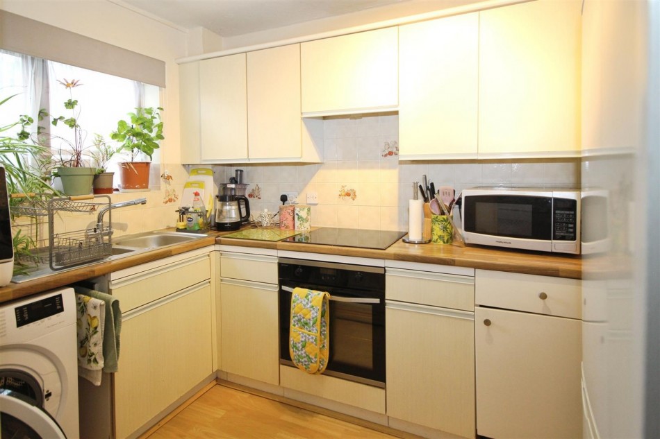 Images for Polehampton Close, Twyford, Reading EAID:wentworthapi BID:3