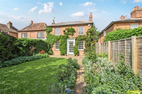 Burchetts Green Road, Burchetts Green, Maidenhead, SL6 - EAID:wentworthapi, BID:3