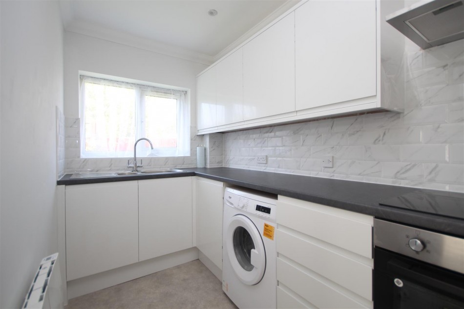 Images for Longfield Road, Twyford, Reading, Berkshire, RG10 EAID:wentworthapi BID:3