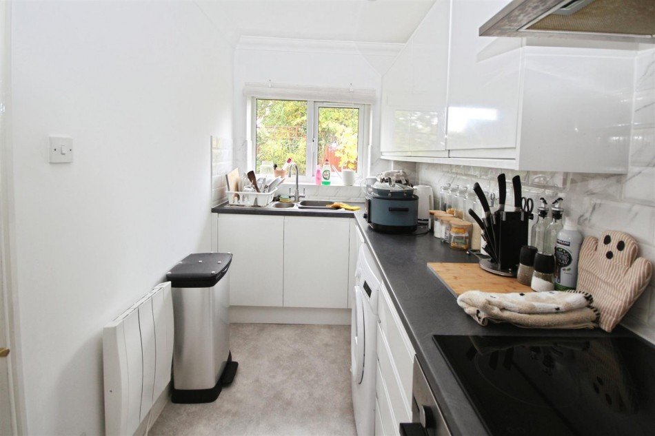 Images for Longfield Road, Twyford, Reading, Berkshire, RG10 EAID:wentworthapi BID:3