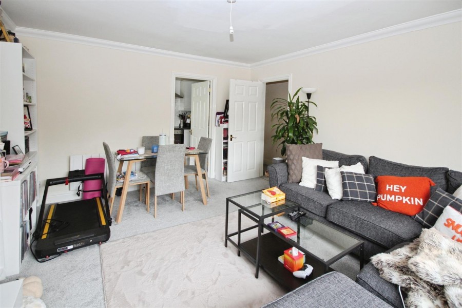 Images for Longfield Road, Twyford, Reading, Berkshire, RG10 EAID:wentworthapi BID:3