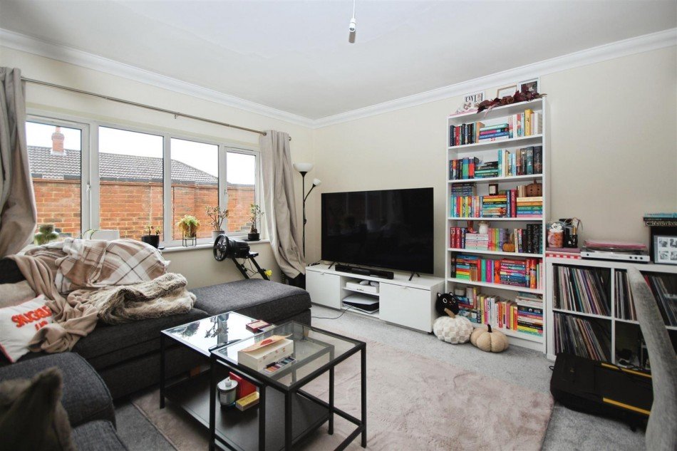 Images for Longfield Road, Twyford, Reading, Berkshire, RG10 EAID:wentworthapi BID:3