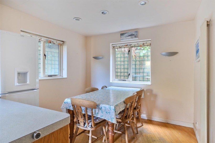 Images for The Ley, Box, Corsham EAID:wentworthapi BID:5