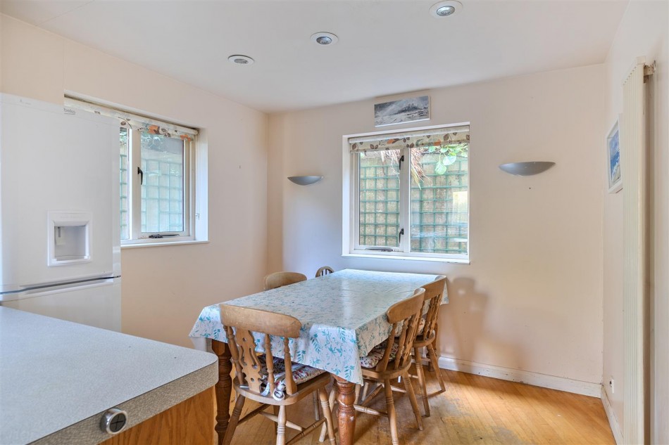 Images for The Ley, Box, Corsham EAID:wentworthapi BID:5