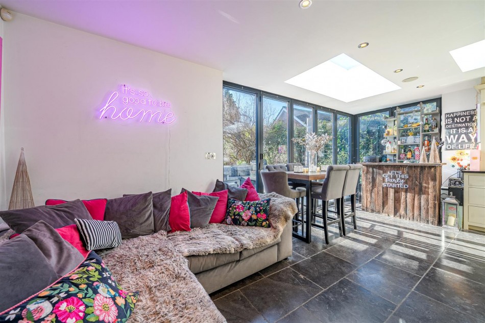 Images for Braybrooke Road, Wargrave, Reading, Berkshire, RG10 EAID:wentworthapi BID:3