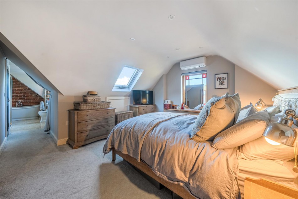 Images for Braybrooke Road, Wargrave, Reading, Berkshire, RG10 EAID:wentworthapi BID:3