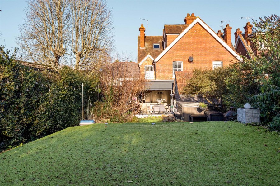 Images for Braybrooke Road, Wargrave, Reading, Berkshire, RG10 EAID:wentworthapi BID:3