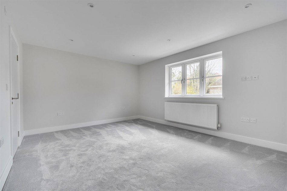 Images for Old Bath Road, Charvil, Reading, Berkshire, RG10 EAID:wentworthapi BID:3