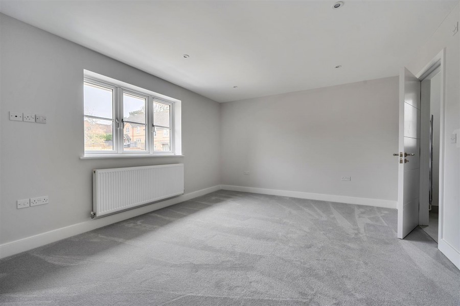 Images for Old Bath Road, Charvil, Reading, Berkshire, RG10 EAID:wentworthapi BID:3